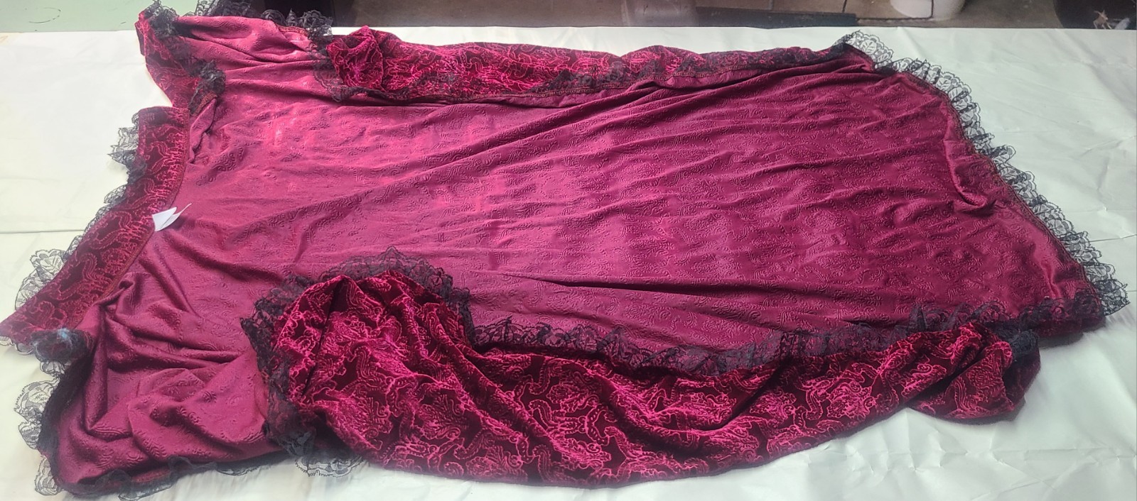 Life-Size Full Body Countess Dracula Female Vampire Prop - Halloween - Horror