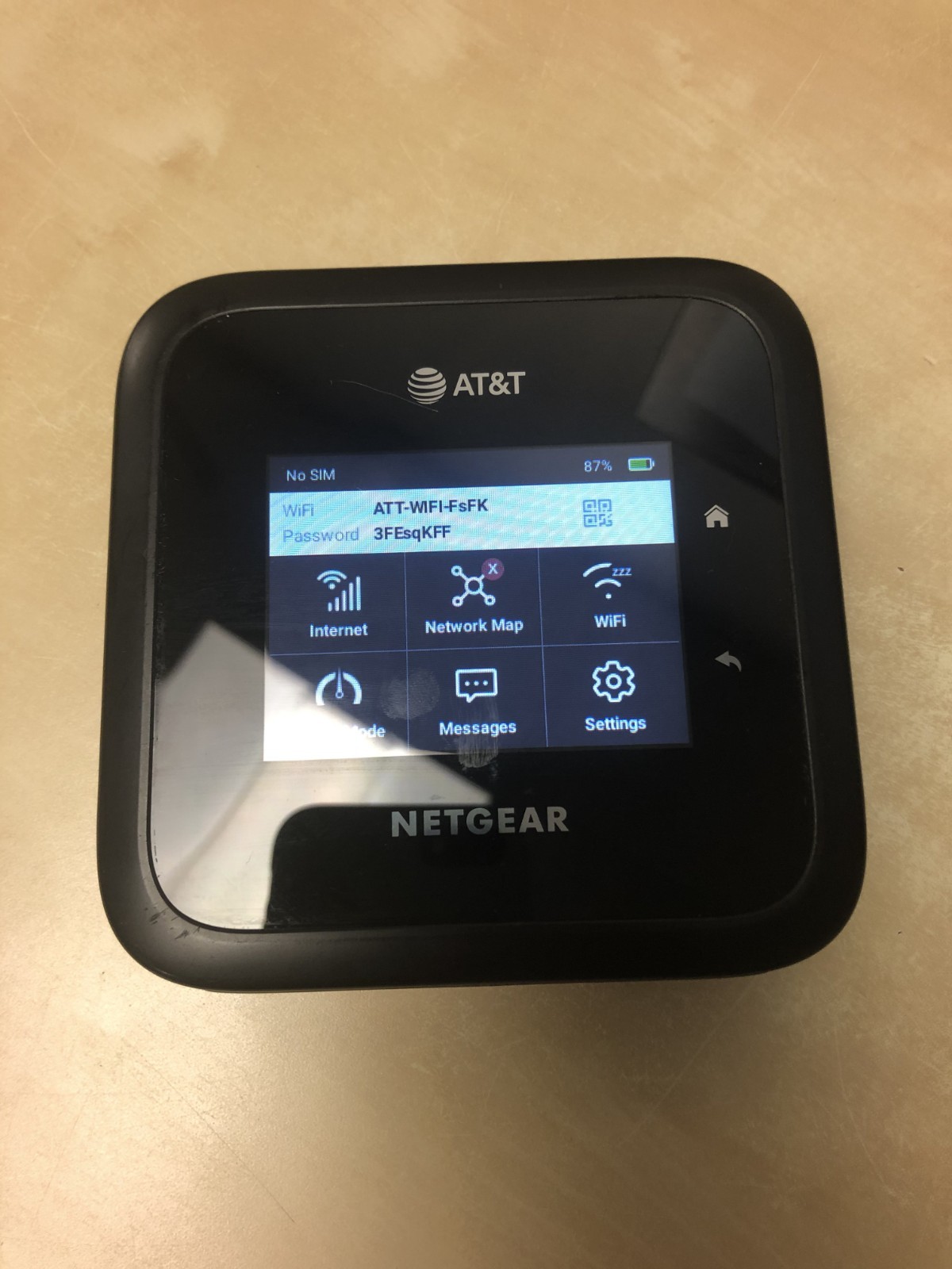 NETGEAR Nighthawk M6 PRO 5G Hotspot MR6500 | Unlocked | Fair Condition