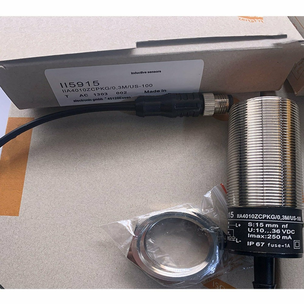 IFM II5915 Proximity Switch New