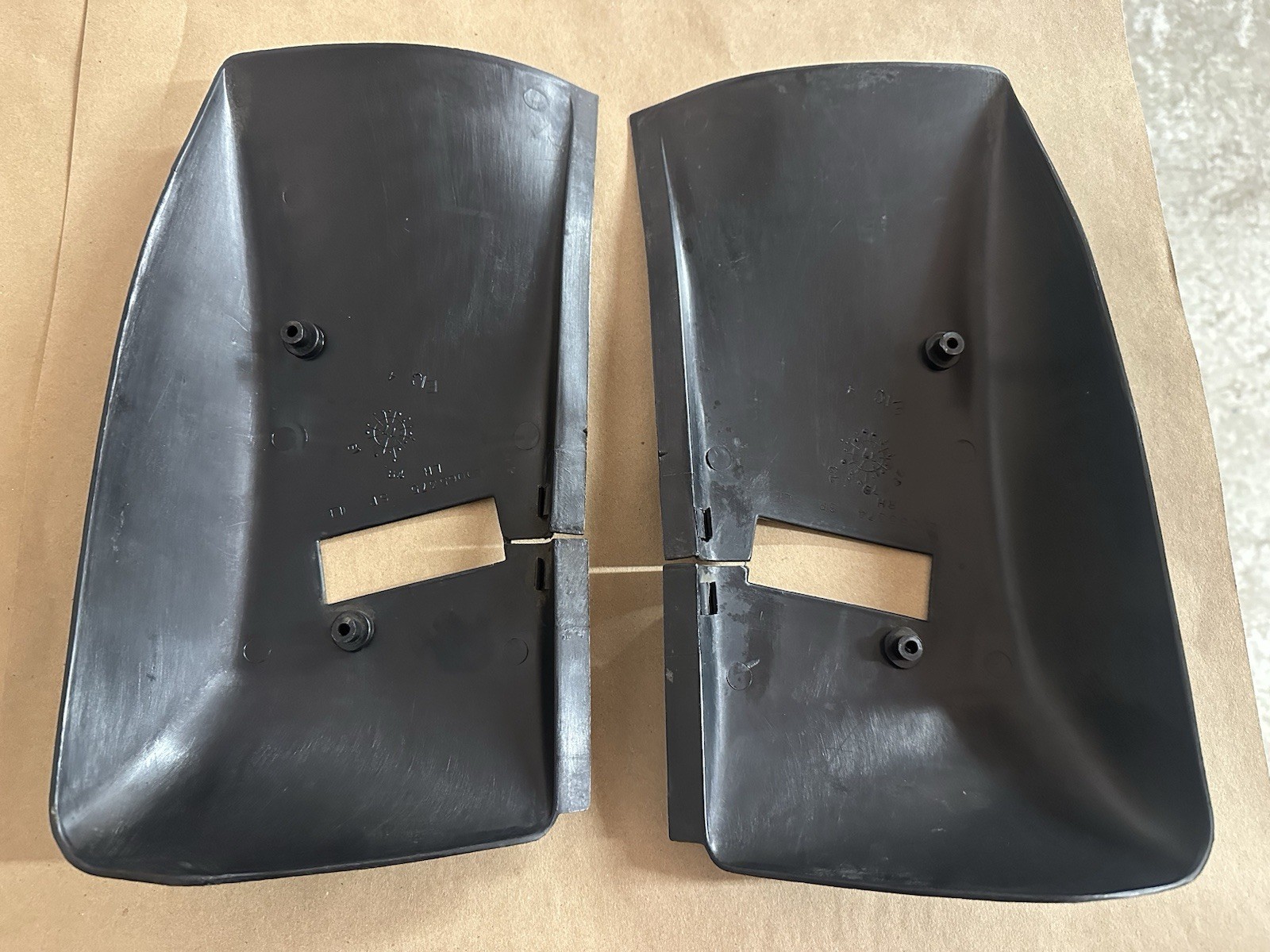 1975 - 1981 Pontiac Firebird Trans Am Camaro Roof Seat Belt Retractor Cover 1979