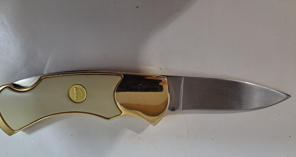 Franklin Mint Folding Collector Knife, Wild Boar Pattern, New