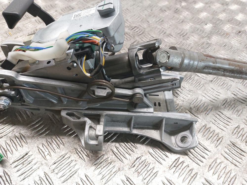 VOLVO V60 STEERING COLUMN P31387432 2013