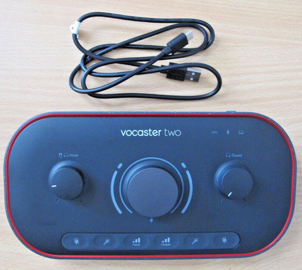 Focusrite Vocaster Two Podcast Interface Solo Content Creators Open Box