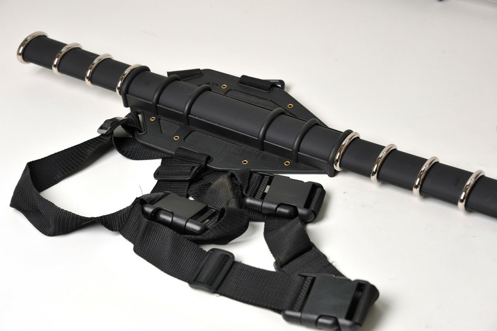 FOLDED BLADE SWORD WITH SCABBARD
