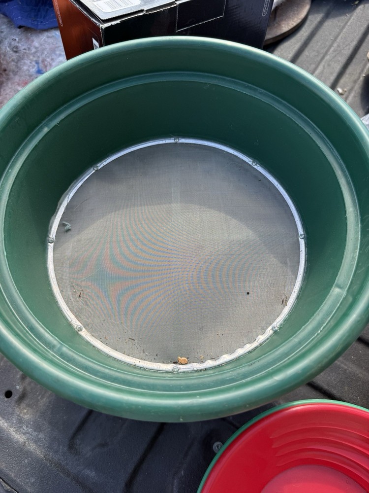 Gold Pans Bundle / Classifier Screens!