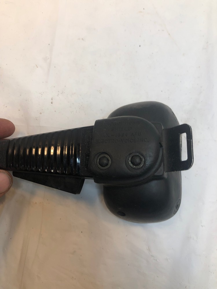 Vintage Army MX-1334A High Noise Microphone