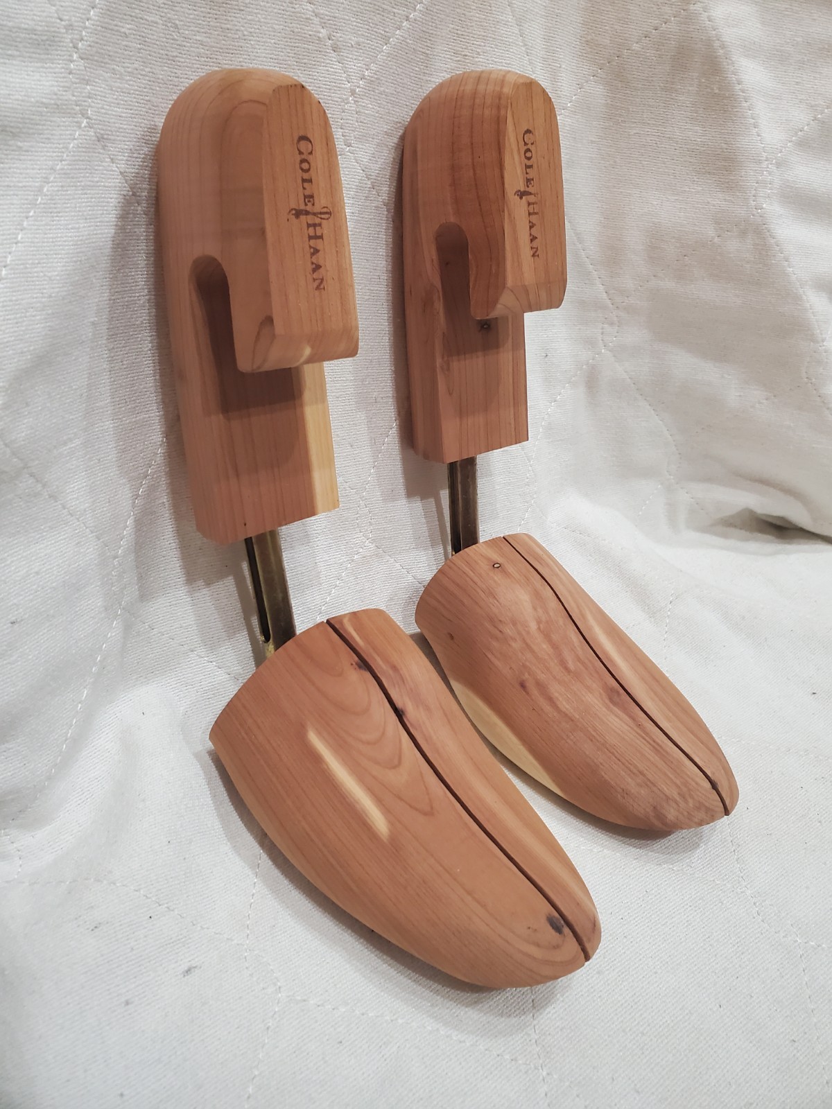 Cole Haan Shoe Tree Wood Split Toe Cedar - Size Large