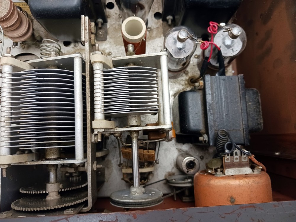 Vintage Johnson Viking II HF tube Transmitter Copper Plated Case