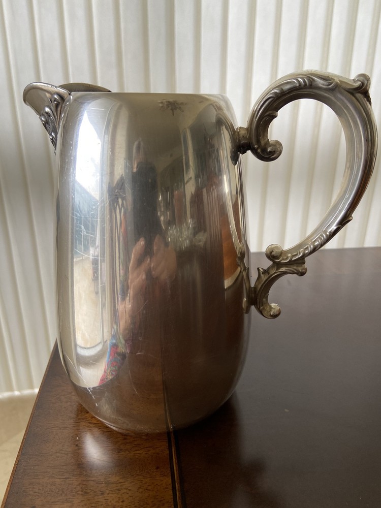 WM Rogers Silver Plated # 917 With Guard Pitcher With Ornate Handle Flat Bottom