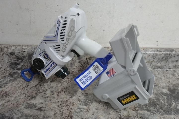 Graco 25R791 20V 5/16 Gal Tank Capacity Cordless Handheld Sprayer