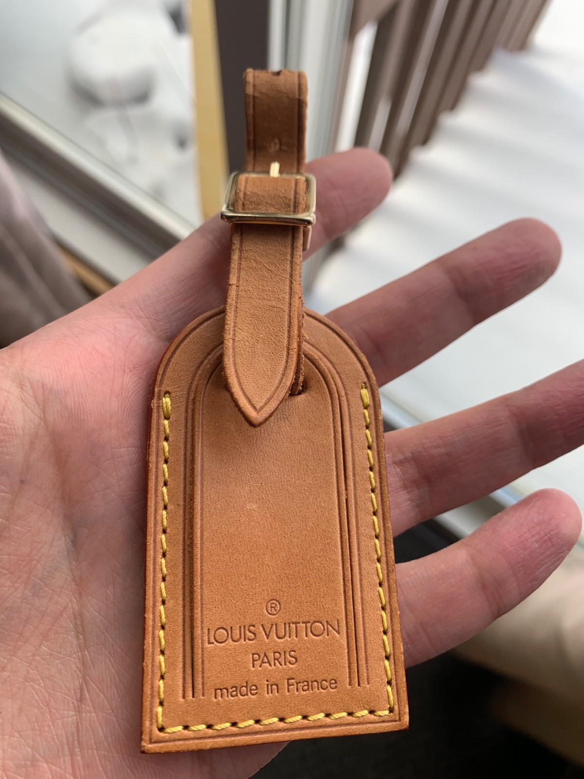 Authentic Louis Vuitton leather luggage tag !