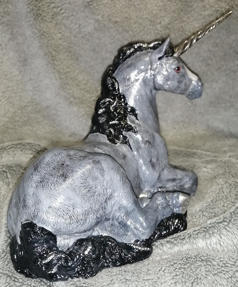 Windstone PYO Unicorn Mint Condition Hand Painted
