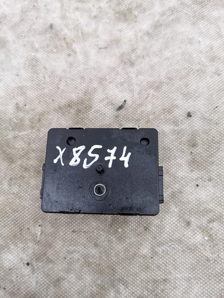 Antenna amplifier BMW X3 2011 9202996