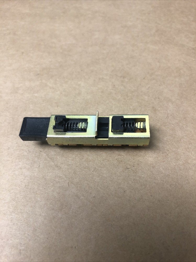 SWITCH CRAFT PART # 75121A40A