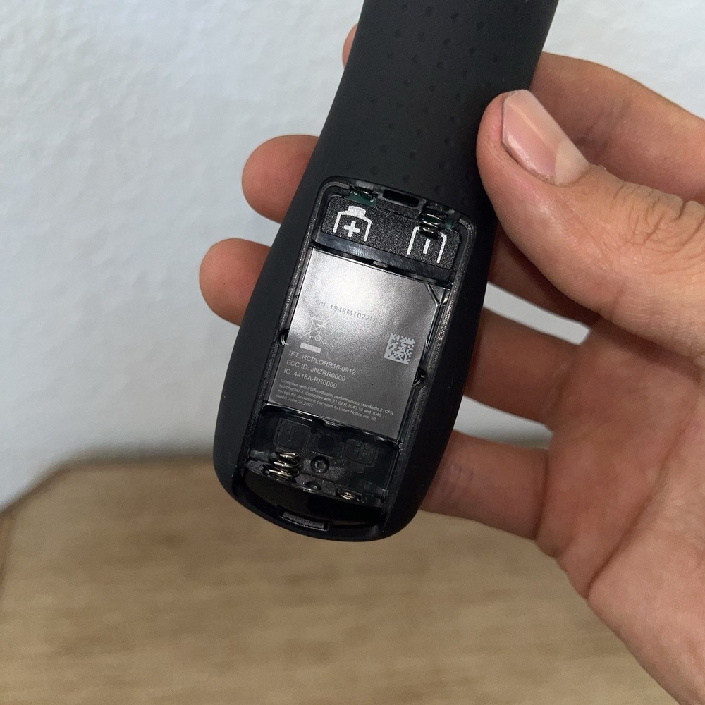 Logitech Wireless Presenter R800 With Laser Pointer