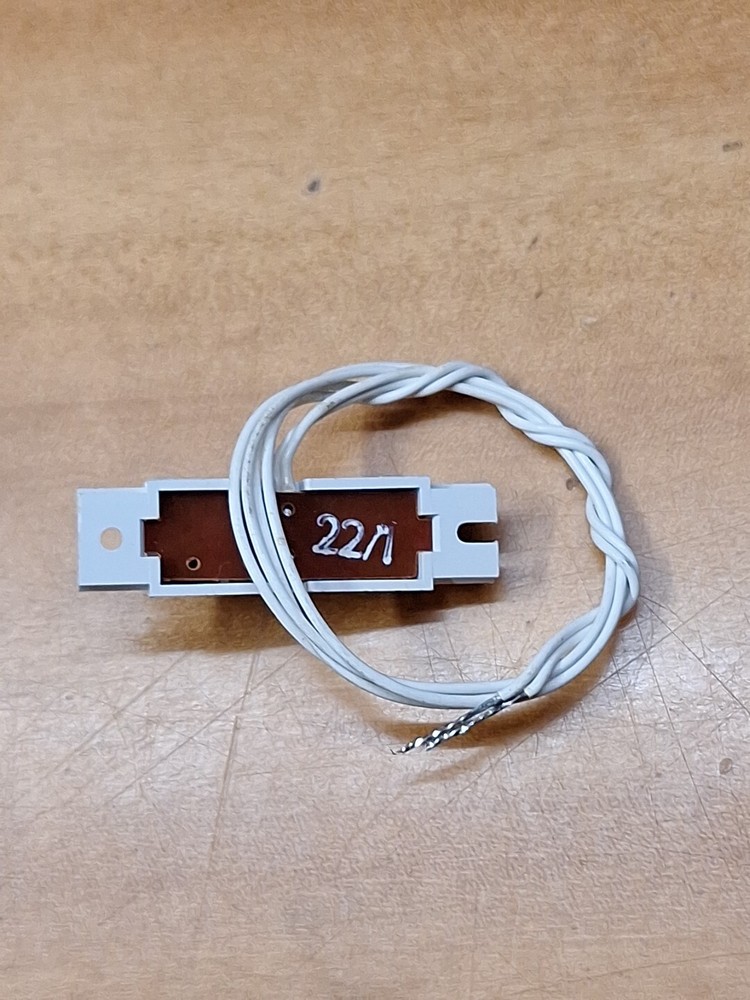 Fleischmann 6902 Short Insert Push Button Switch