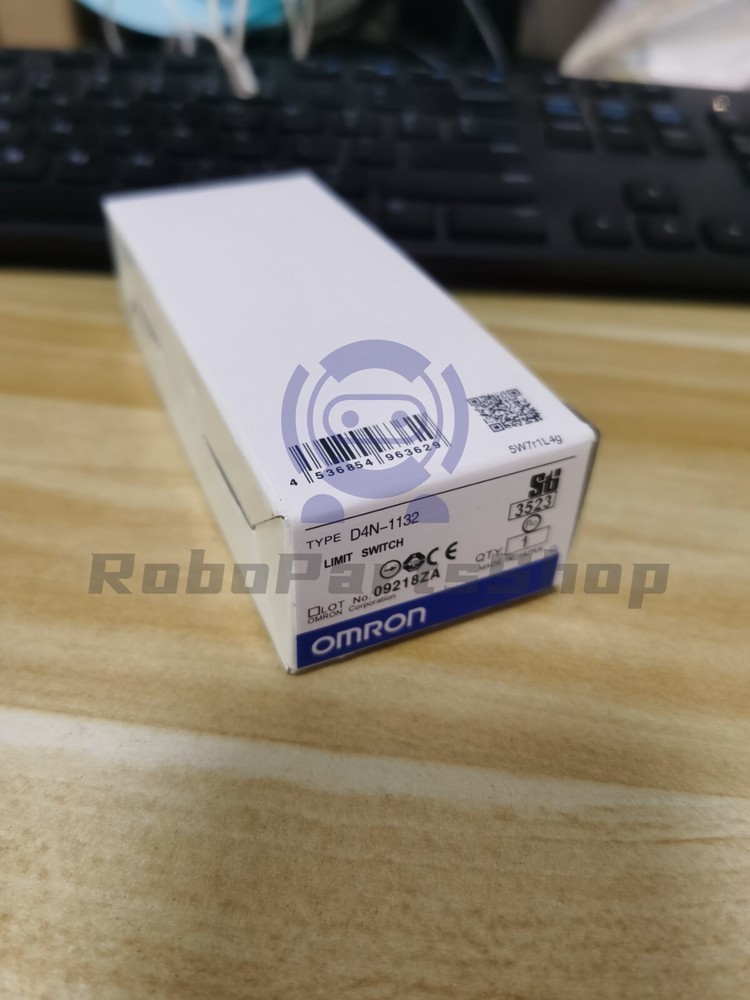 1PCS New Omron D4N-1132 D4N1132 Limit Switch