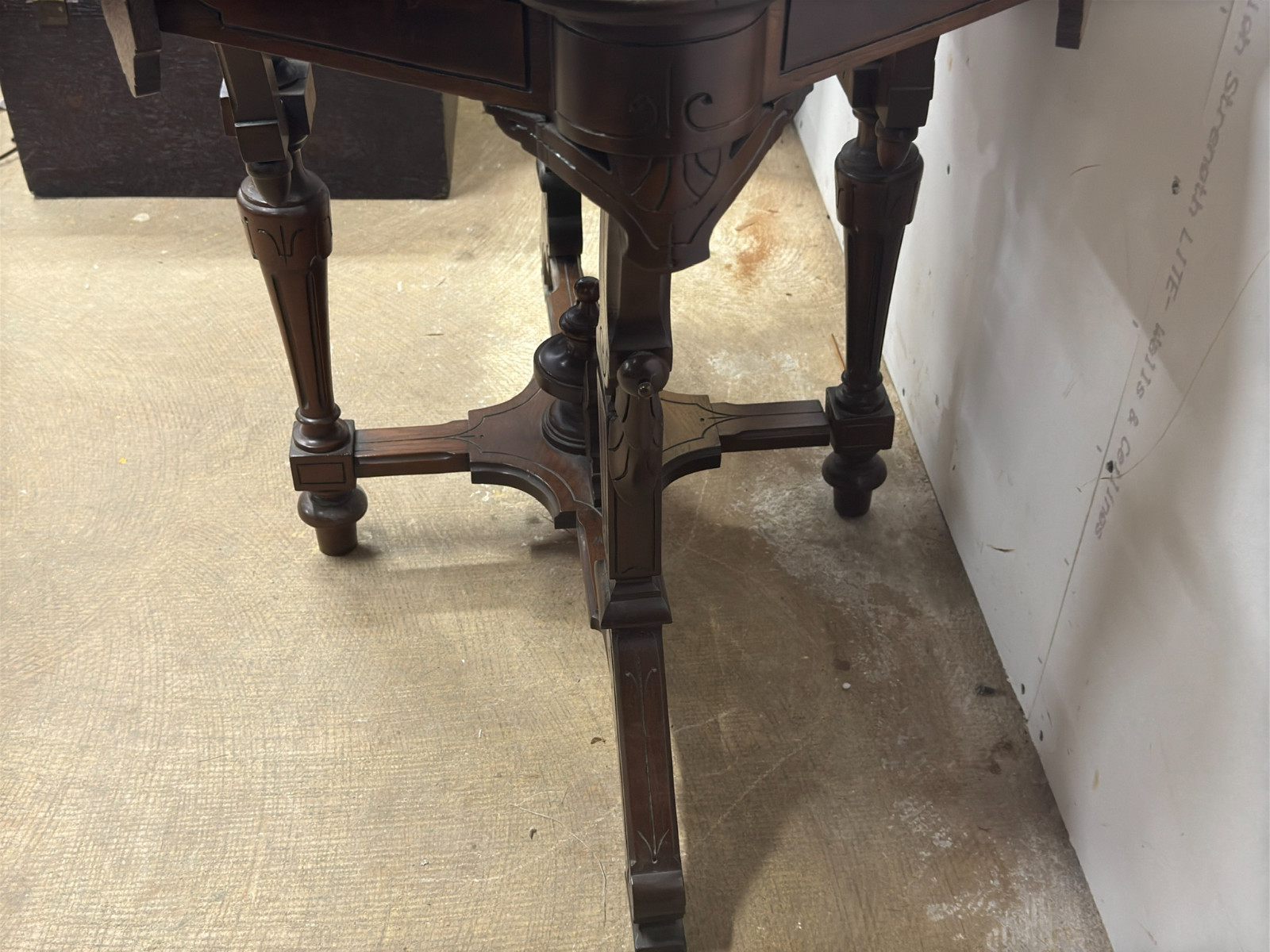 antique Rennaissance revival Victorian walnut parlor center table marble 1870