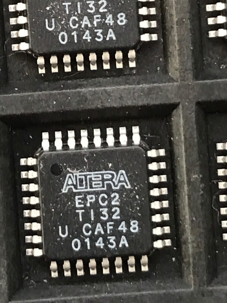7 pcs EPC2TI32 FPGA CONFIGURATION MEMORY IC