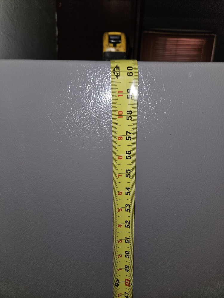 Whirlpool Refrigerator PICKUP ONLY