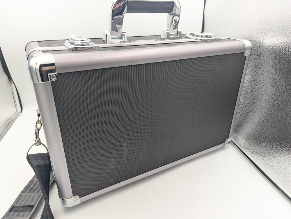 LISTEN TECHNOLOGIES LT-84-03 With Case