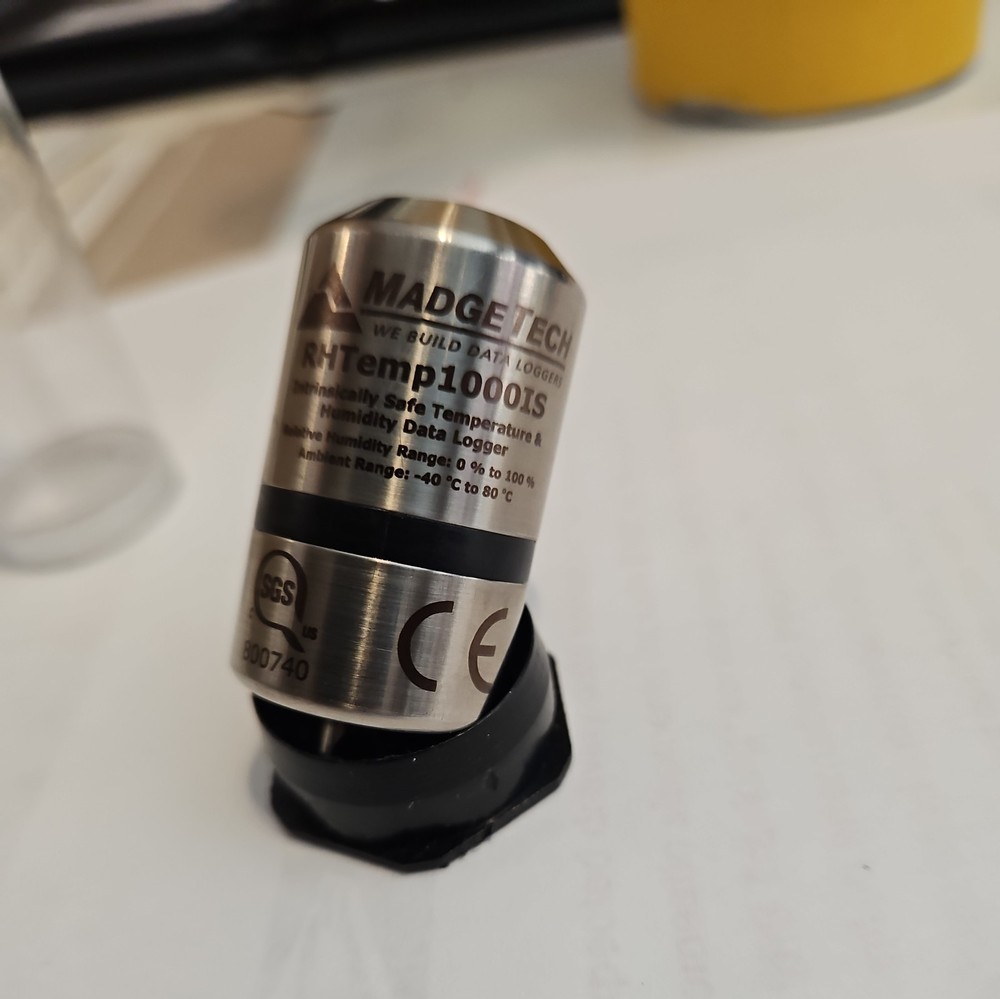 MadgeTech RHTemp1000IS Intrinsically Safe TempHumidity Data Logger - Sensor Only