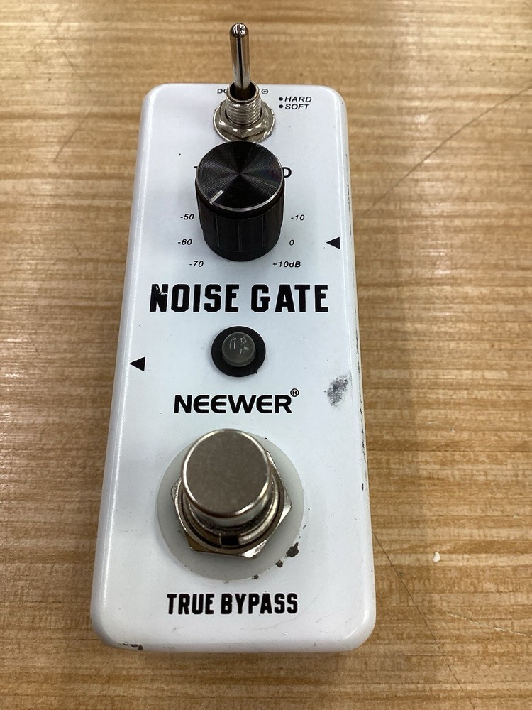 NEEWER Noise Gate Effector DC-9V True Bypass Threshold Adjust