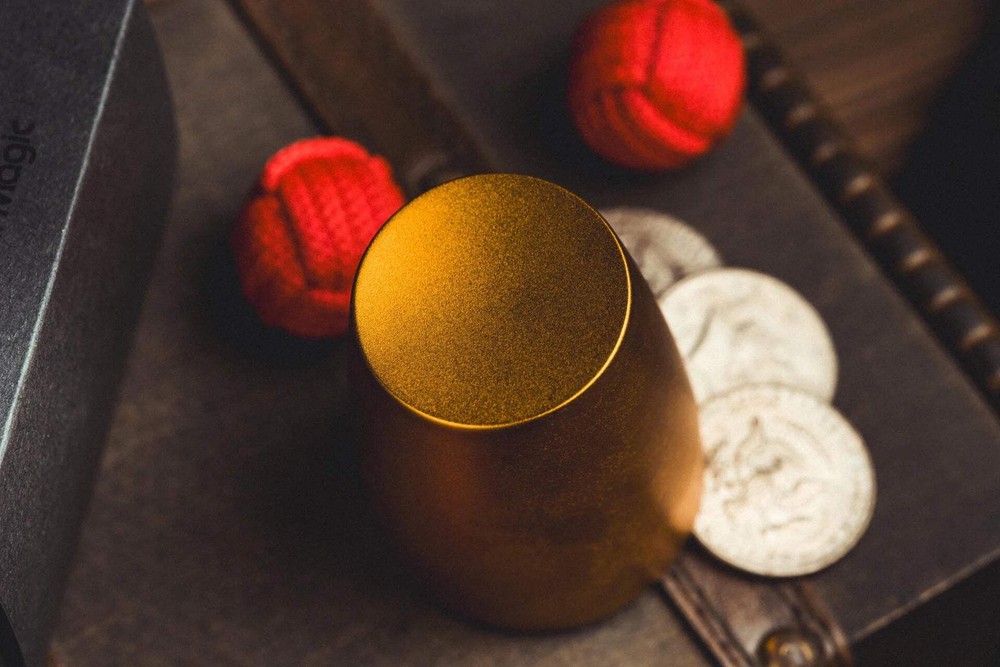 Cupcake 2.0 (Gold) by Milo & Bacon Magic - Trick