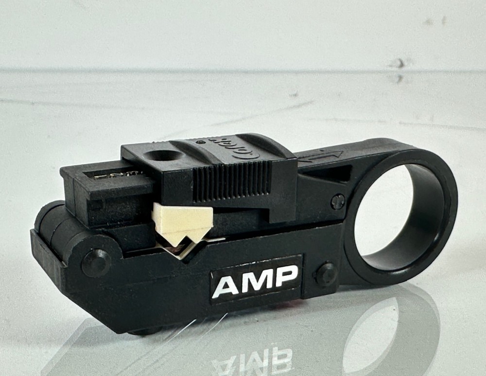 AMP 220190-1 Crimp Tool Extron Electronics BNC Cable Termination Kit