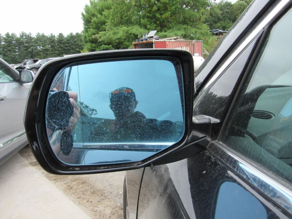 MDX 2014 Glove Box 1073391