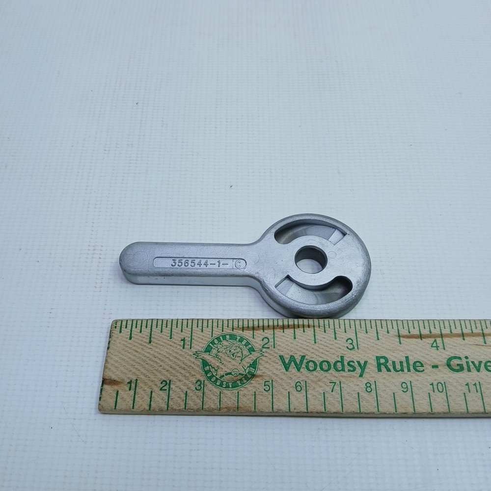 TE Application tooling 356544-1 Handle, wire straight