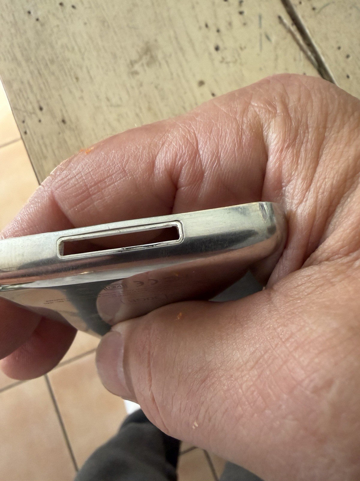 Apple iPod Classic 5th Gen Back Cover (30 GB) & Headphone Jack Assembly USED