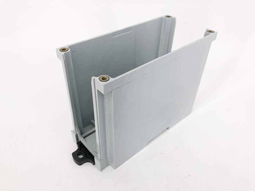 New Panduit CDPP8RG DIN Rail Shielded Patch Panel - No Box