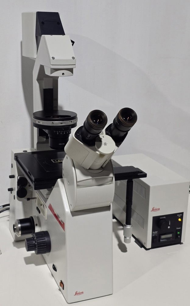Leica DMIRB Phase and Modulation Contrast Fluorescence Inverted Microscope