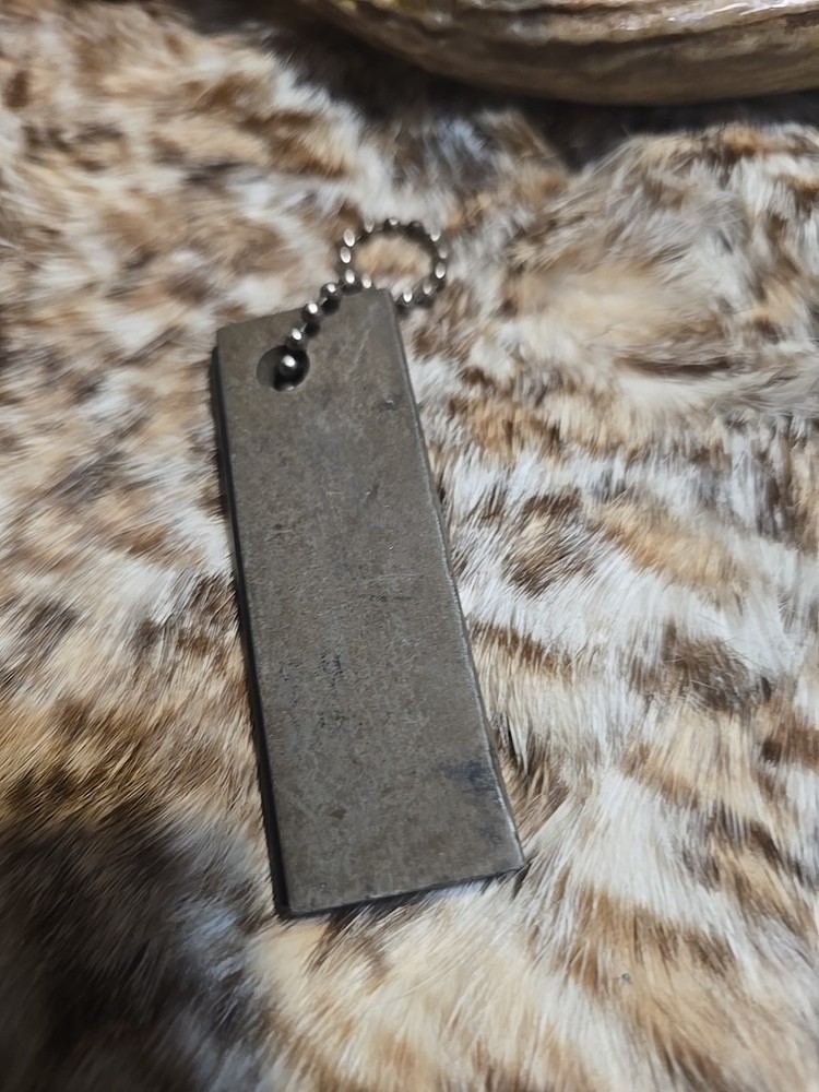 Vintage Shaving Edge Sharpening Stone Sparking Insert Pocket Knife