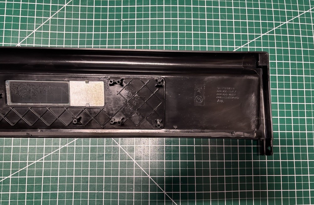 Whirlpool Single Oven Control Panel 4451319 4451320 **Broken Mounting Tab***