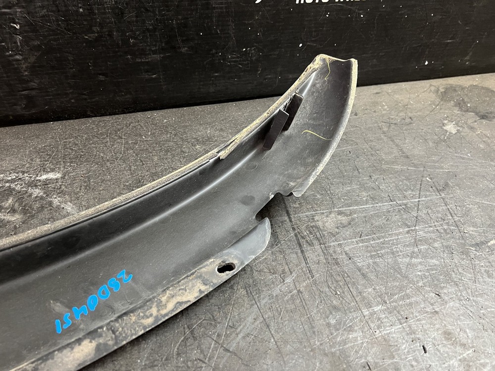 11 CHEVY EXPRESS 3500 COWL VENT WINDSHIELD WIPER SCREEN PANEL COVER