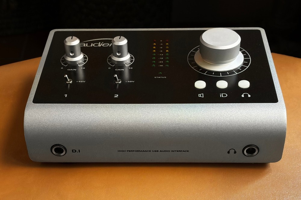 Audient iD14 USB Audio Interface - CLEAN UNIT IN EXC CONDITION!!
