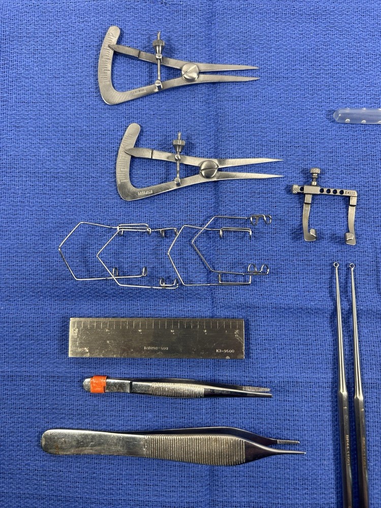 LOT 21 Pcs. Ophthalmic Surgical Instruments