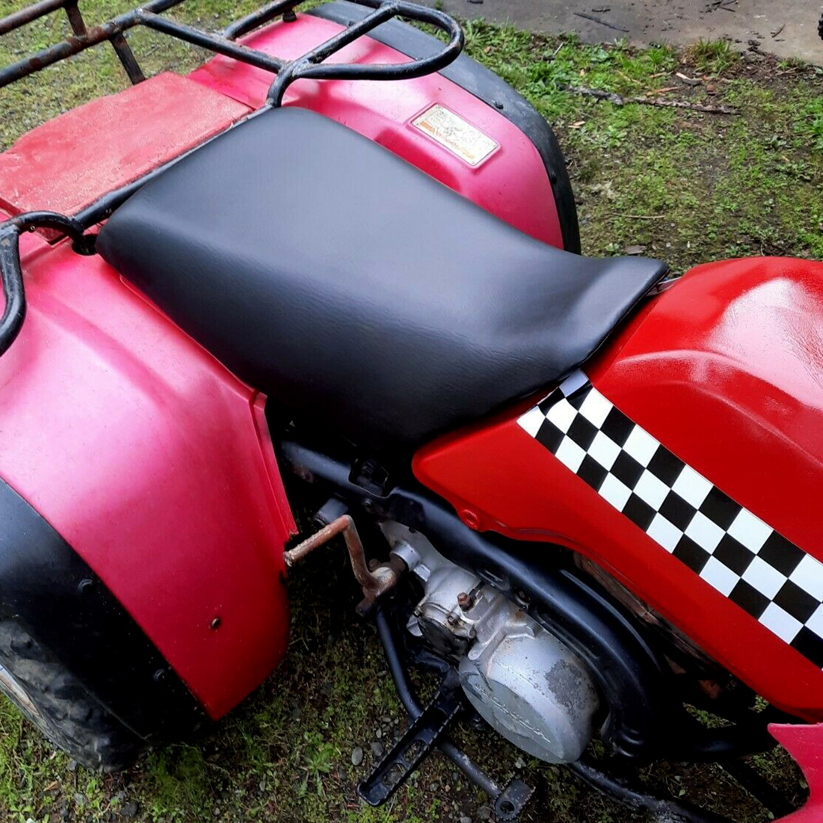 NEW Fourtrax Complete Seat Assembly FOR Honda TRX 300 TRX300 FW 1988-2000