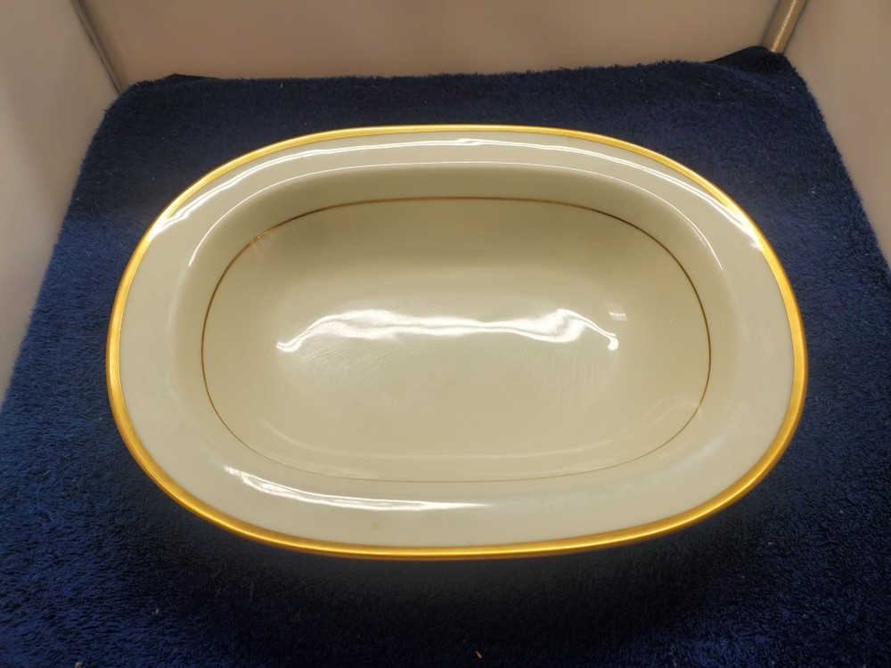 Noritake Troy 10" Oval Vegetable Bowl LK