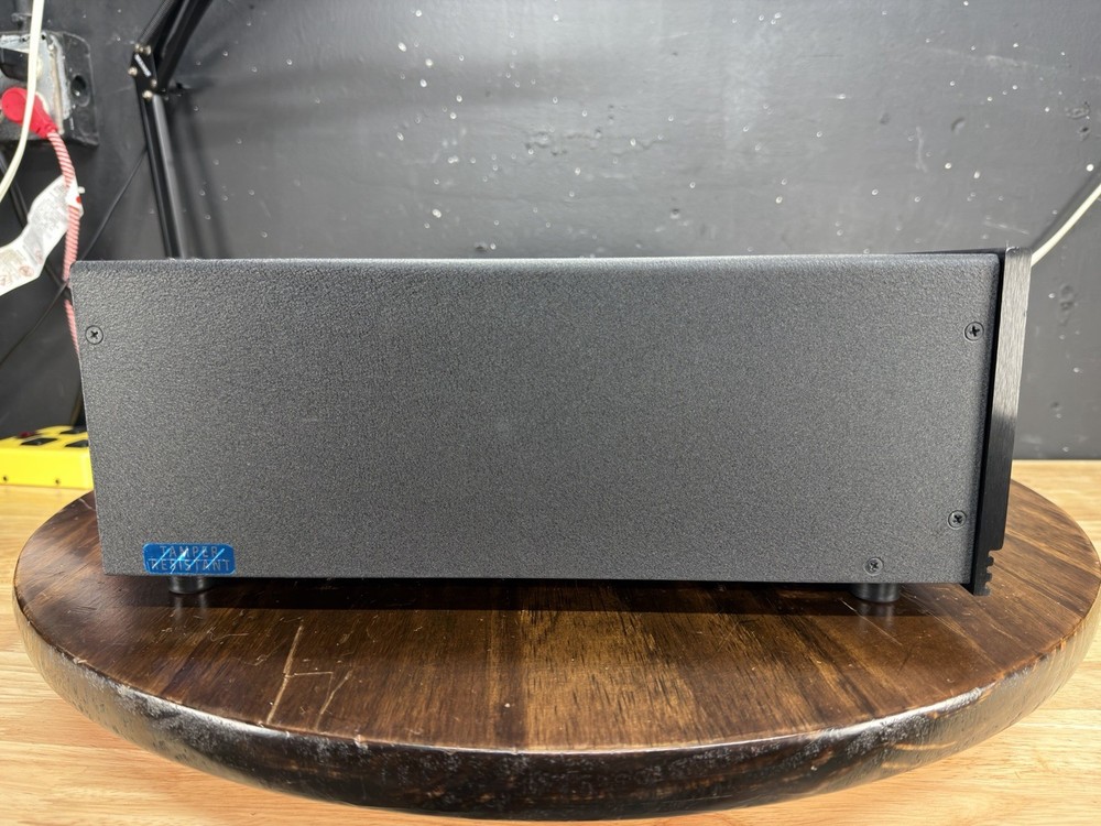 Anthem AVM 30 Stereo Preamplifier/Processor