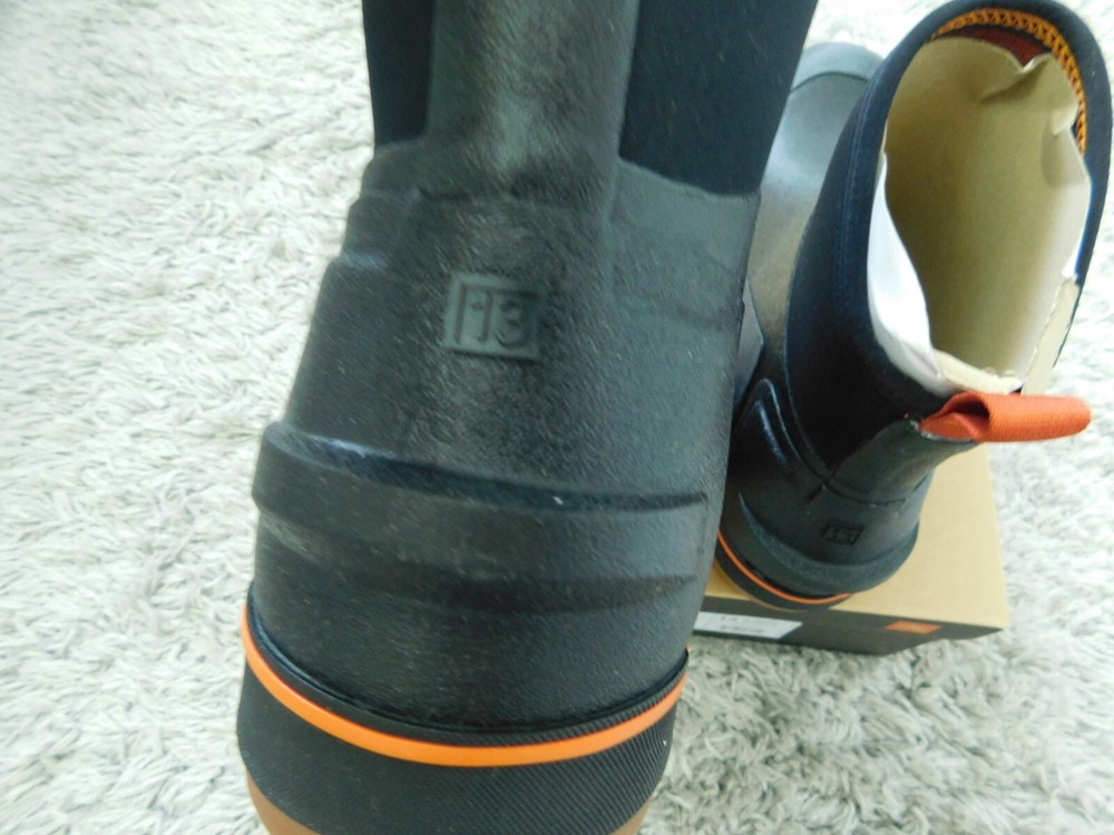 Simms Challenger 7" Deck Boot-13 Black