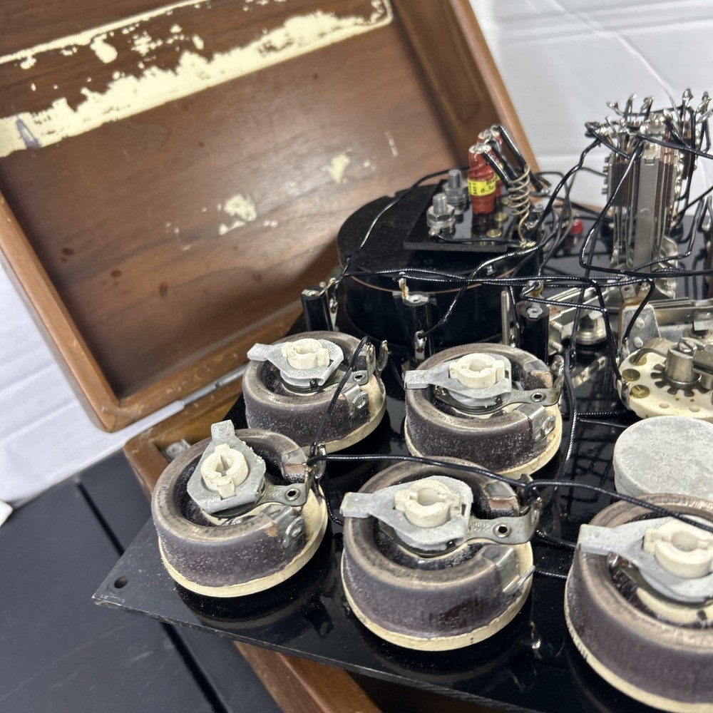 Shallcross No. 696 Current Flow Test Set . (untested)