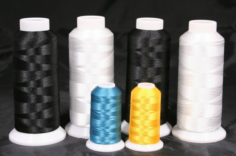 4 X-LG Machine Embroidery Bobbin Threads Black & White