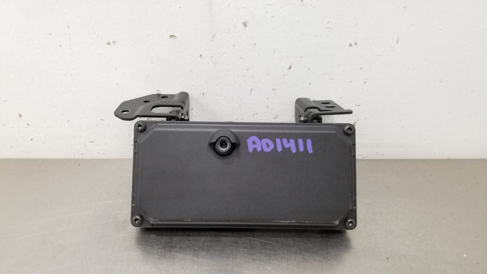 22 DODGE RAM 1500 FRONT FACING CAMERA WINDSHIELD MOUNTED 04672891AB