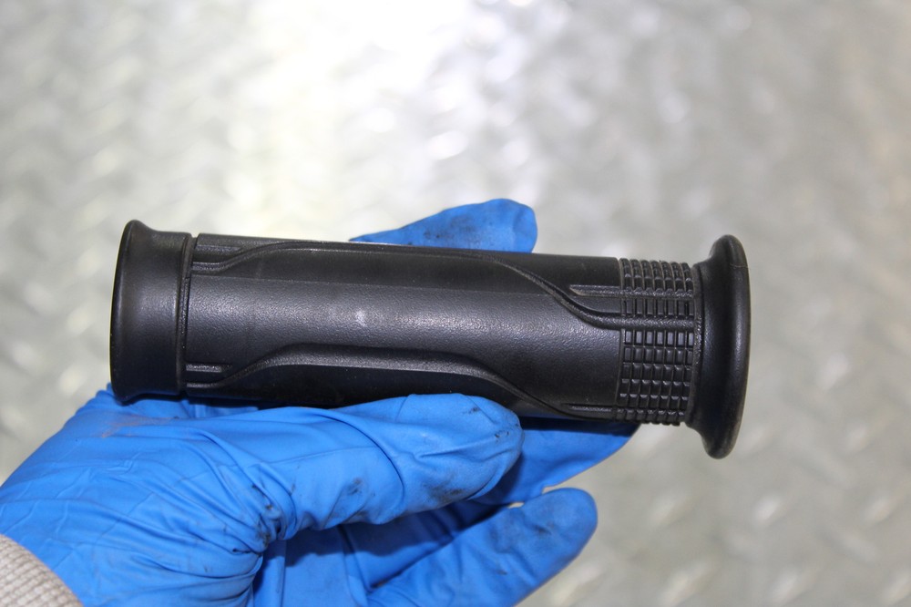 2013 HONDA CB500X RIGHT THROTTLE GRIP