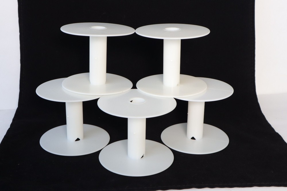 PLASTIC SPOOLS - 4" X 3" - GREAT FOR RIBBON, PARACORD, STRING, WIRE, ROPE