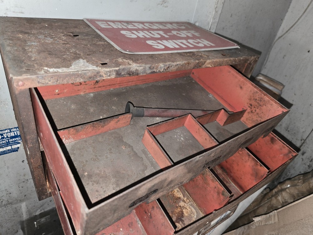 Tech Products Vintage Wall Toolbox