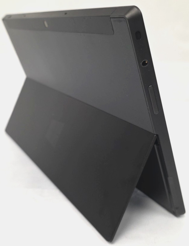 Microsoft Surface RT| NVIDIA Tegra 3| 2GB RAM| 32GB SSD| Windows RT 8.1
